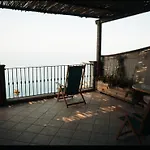Nino's In Nocelle Homestay *