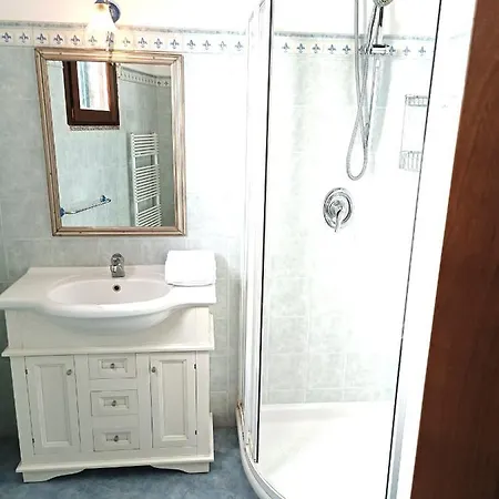 Nino's In Nocelle Homestay szállás *